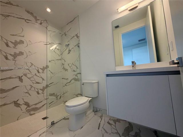 16752 S Botaniko Drive S, Weston, FL 33326