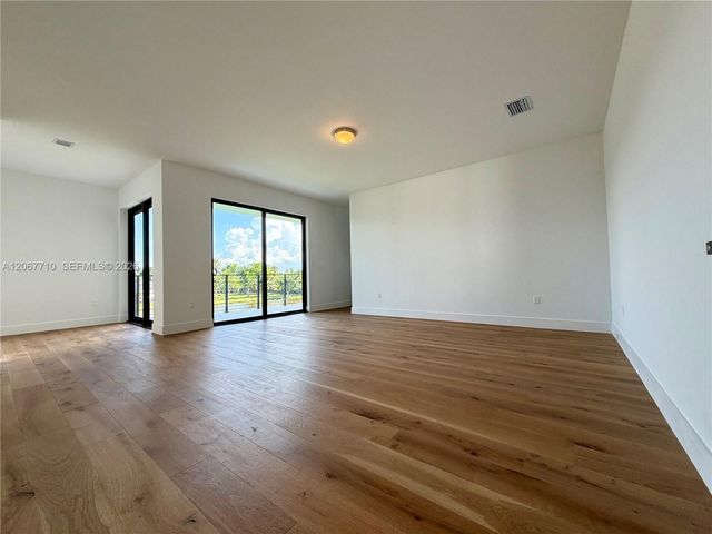 16752 S Botaniko Drive S, Weston, FL 33326