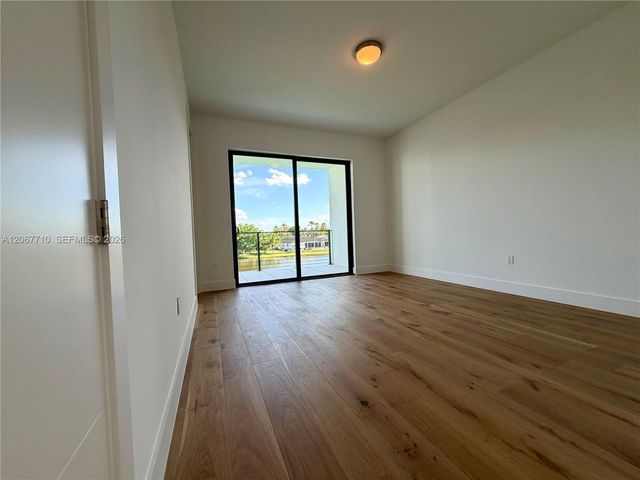 16752 S Botaniko Drive S, Weston, FL 33326