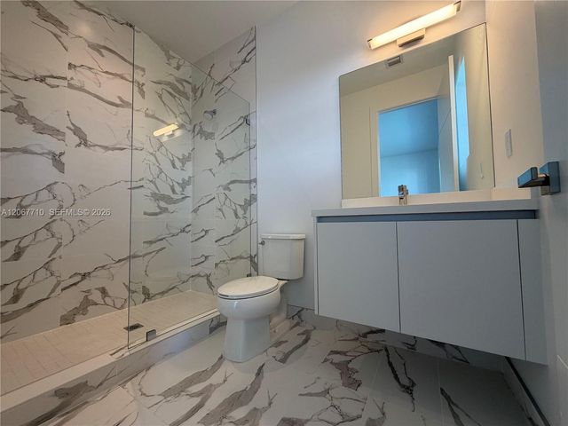 16752 S Botaniko Drive S, Weston, FL 33326