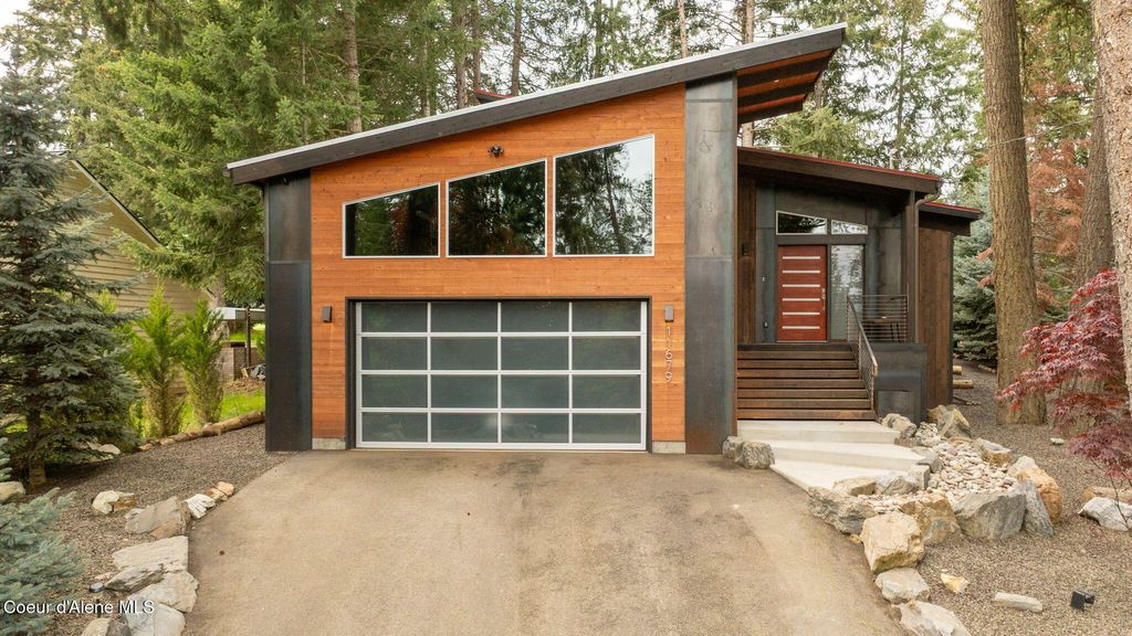 11679 N AVONDALE LOOP, Hayden, ID 83835