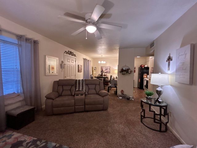 1610 N Seventh St APT 44, Longview, TX 75605