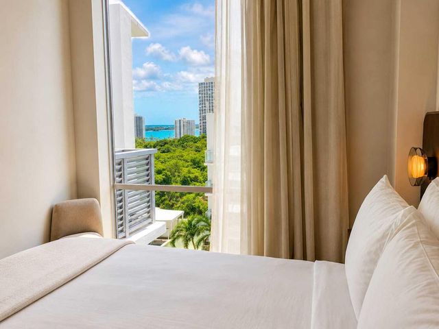 1611 SW 2nd Avenue 808, Miami, FL 33129