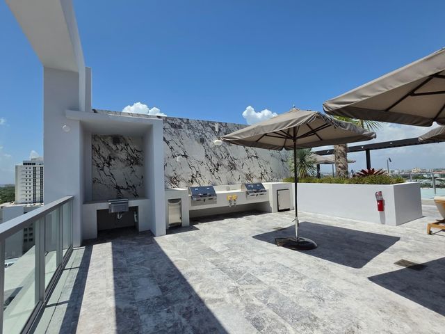 1611 SW 2nd Avenue 808, Miami, FL 33129