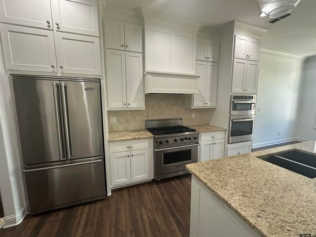 265 Heritage Way, Bullard, TX 75757