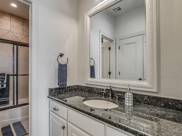 5601 NW 133rd Terrace, Oklahoma City, OK 73142