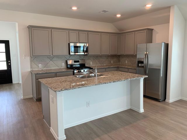 3707 Gentle Meadow Dr, Richmond, TX 77406