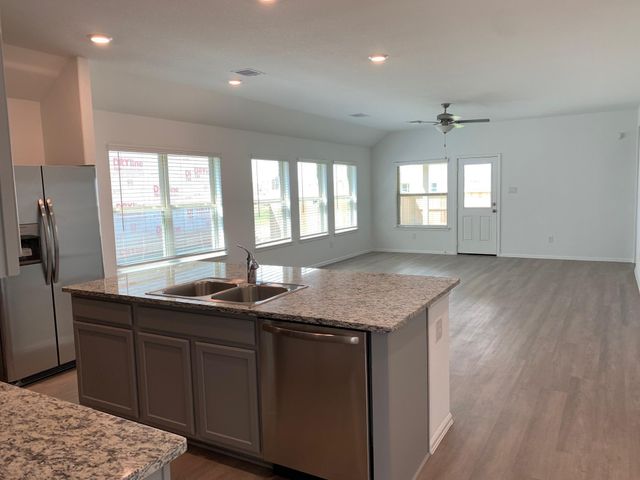 3707 Gentle Meadow Dr, Richmond, TX 77406