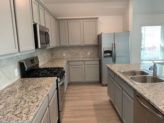 3707 Gentle Meadow Dr, Richmond, TX 77406