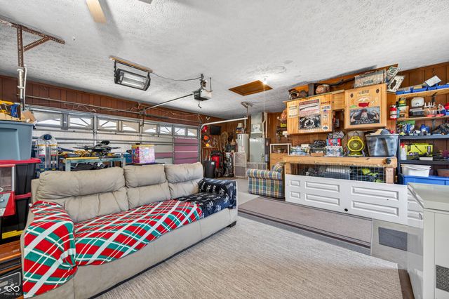 1511 New Ford Road, Seymour, IN 47274