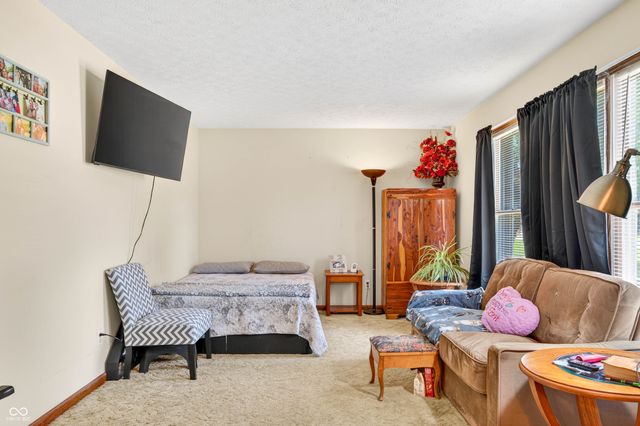 1511 New Ford Road, Seymour, IN 47274
