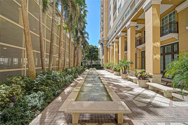 750 N TAMIAMI TRAIL 1516, Sarasota, FL 34236
