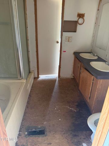 892 Stage Coach Trail, Bristol, TN 37620