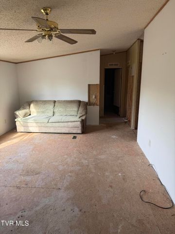 892 Stage Coach Trail, Bristol, TN 37620