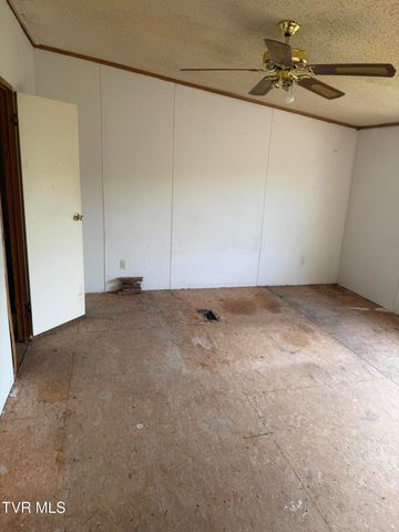 892 Stage Coach Trail, Bristol, TN 37620