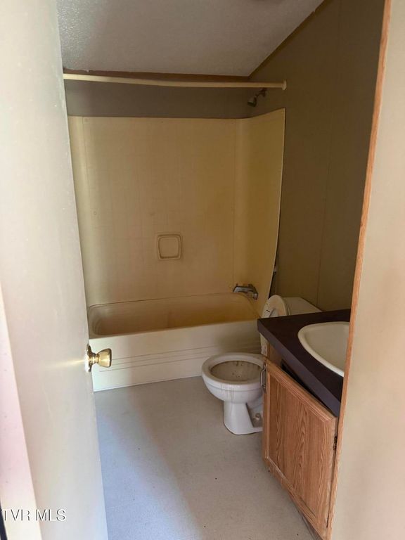 892 Stage Coach Trail, Bristol, TN 37620
