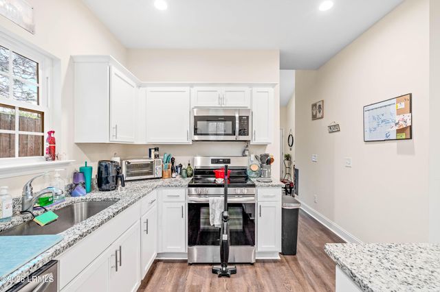 202 Admiration Avenue, Beaufort, SC 29906