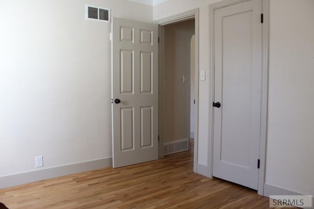 329 S Birch Avenue, Blackfoot, ID 83221