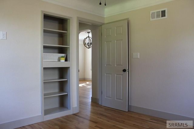 329 S Birch Avenue, Blackfoot, ID 83221