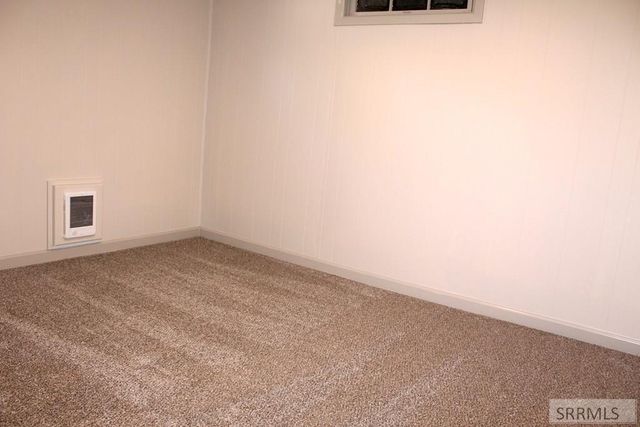 329 S Birch Avenue, Blackfoot, ID 83221