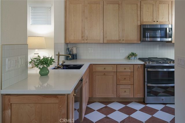 17 Oatfield Farm, Ladera Ranch, CA 92694
