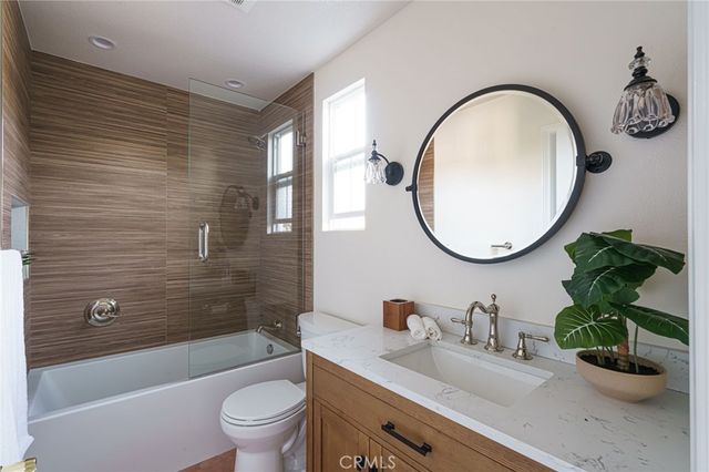 17 Oatfield Farm, Ladera Ranch, CA 92694