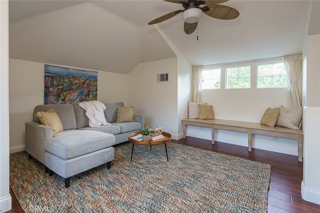17 Oatfield Farm, Ladera Ranch, CA 92694
