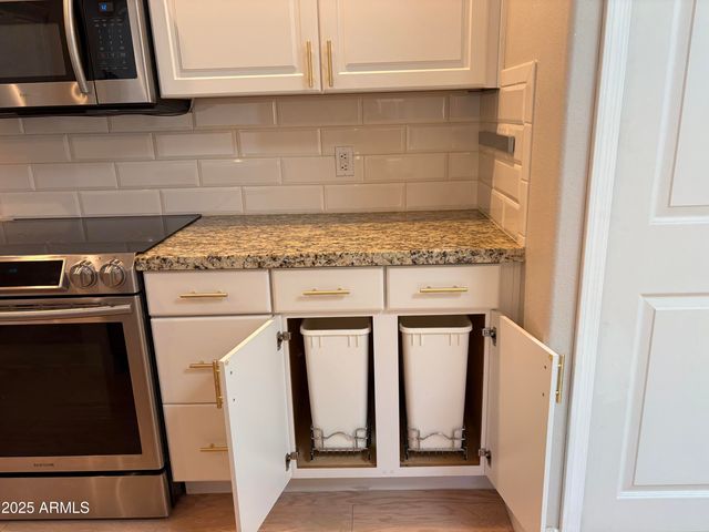 9034 W PORT ROYALE Lane, Peoria, AZ 85381