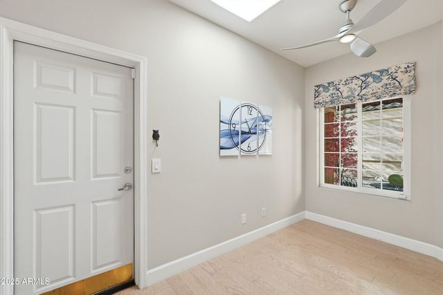 9034 W PORT ROYALE Lane, Peoria, AZ 85381