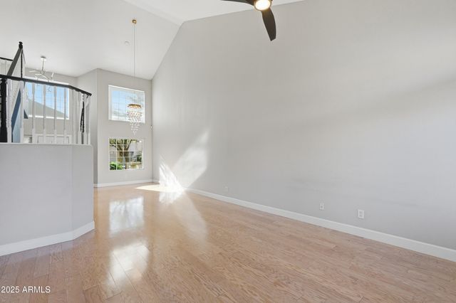 9034 W PORT ROYALE Lane, Peoria, AZ 85381