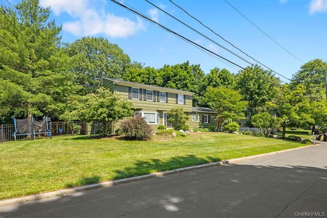 21 Ardsley Drive, New City, NY 10956