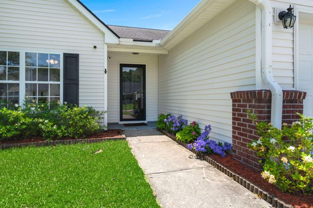 225 Border Road, Goose Creek, SC 29445