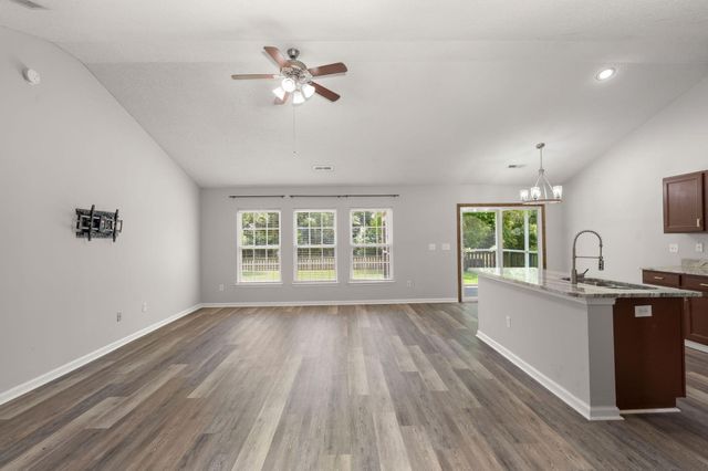 225 Border Road, Goose Creek, SC 29445
