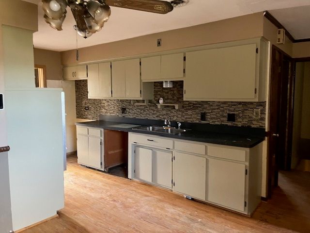 534 E 168TH Place, South Holland, IL 60473