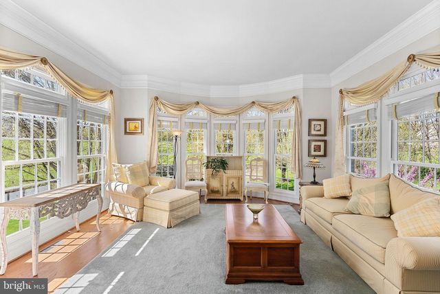 38527 DITCHLING PL, Hamilton, VA 20158