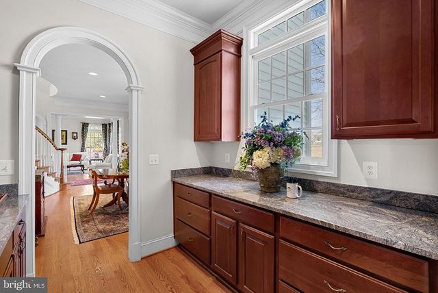38527 DITCHLING PL, Hamilton, VA 20158