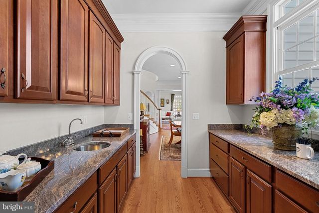 38527 DITCHLING PL, Hamilton, VA 20158