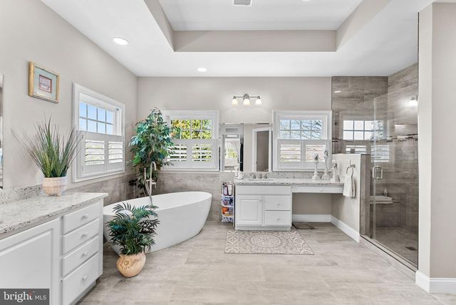38527 DITCHLING PL, Hamilton, VA 20158
