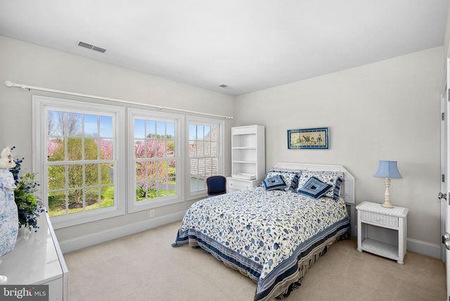 38527 DITCHLING PL, Hamilton, VA 20158