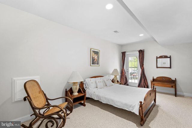 38527 DITCHLING PL, Hamilton, VA 20158