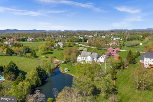 38527 DITCHLING PL, Hamilton, VA 20158