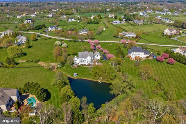 38527 DITCHLING PL, Hamilton, VA 20158
