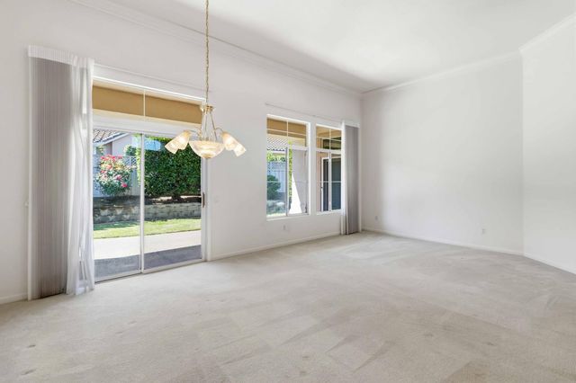 209 Strongbox Ct, Roseville, CA 95747