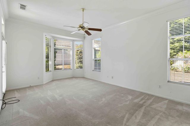 209 Strongbox Ct, Roseville, CA 95747