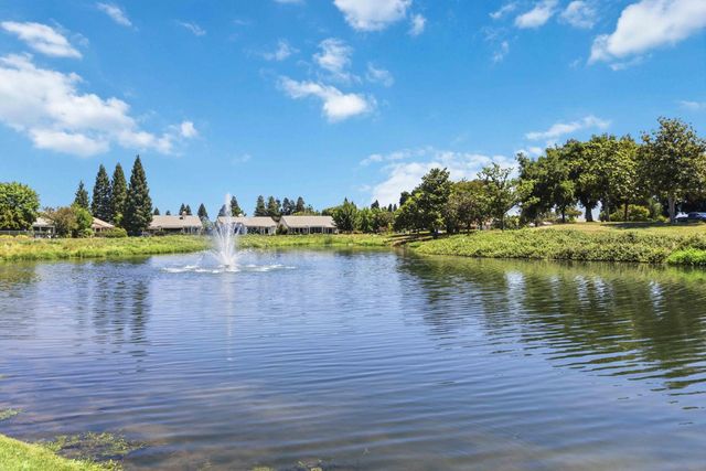 209 Strongbox Ct, Roseville, CA 95747