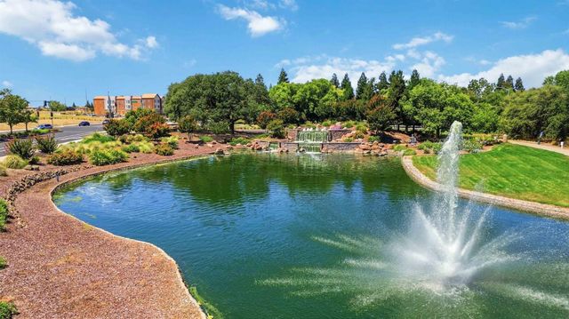 209 Strongbox Ct, Roseville, CA 95747