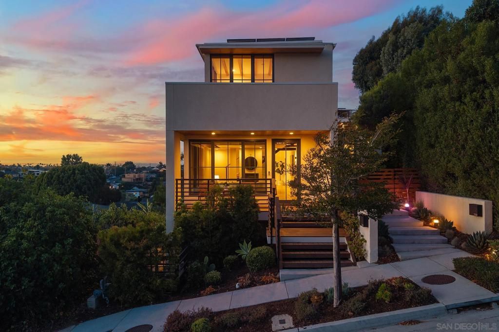 3434 Jennings St, San Diego, CA 92106 — exterior