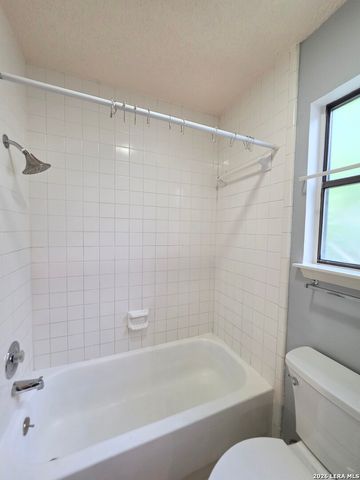 5647 TIMBERHURST, San Antonio, TX 78250
