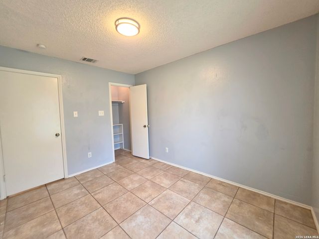 5647 TIMBERHURST, San Antonio, TX 78250