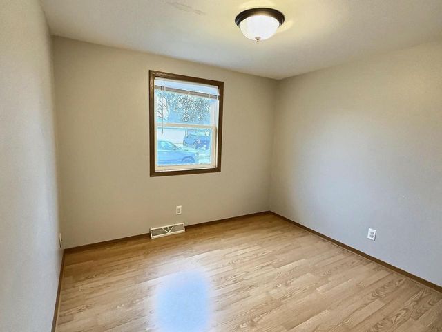 1706 WINCHESTER AVENUE, Oshkosh, WI 54901